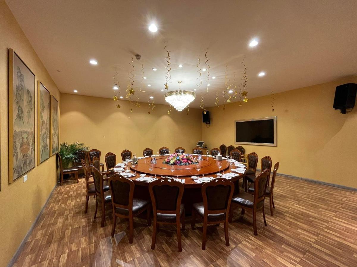 Peony Hotel Дубай Экстерьер фото